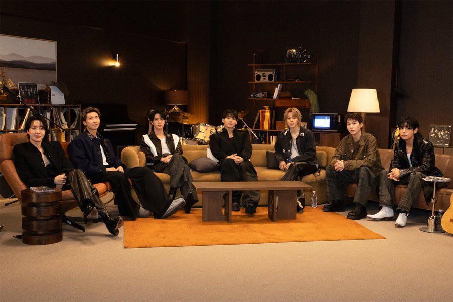 260320 BTS Official on Twitter: Today’s Bangtan @ STUDIO NOTES ‘ARIRANG’