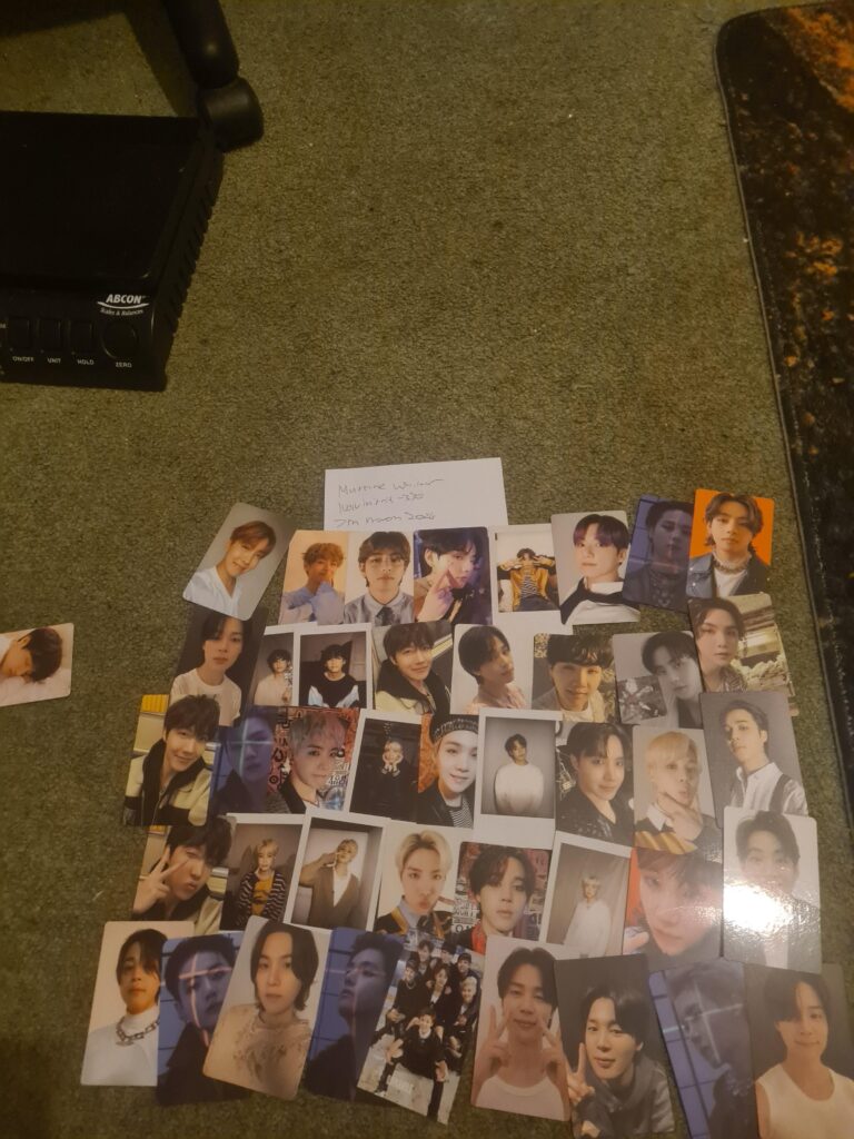 Bts photocard drop (uk/ww)