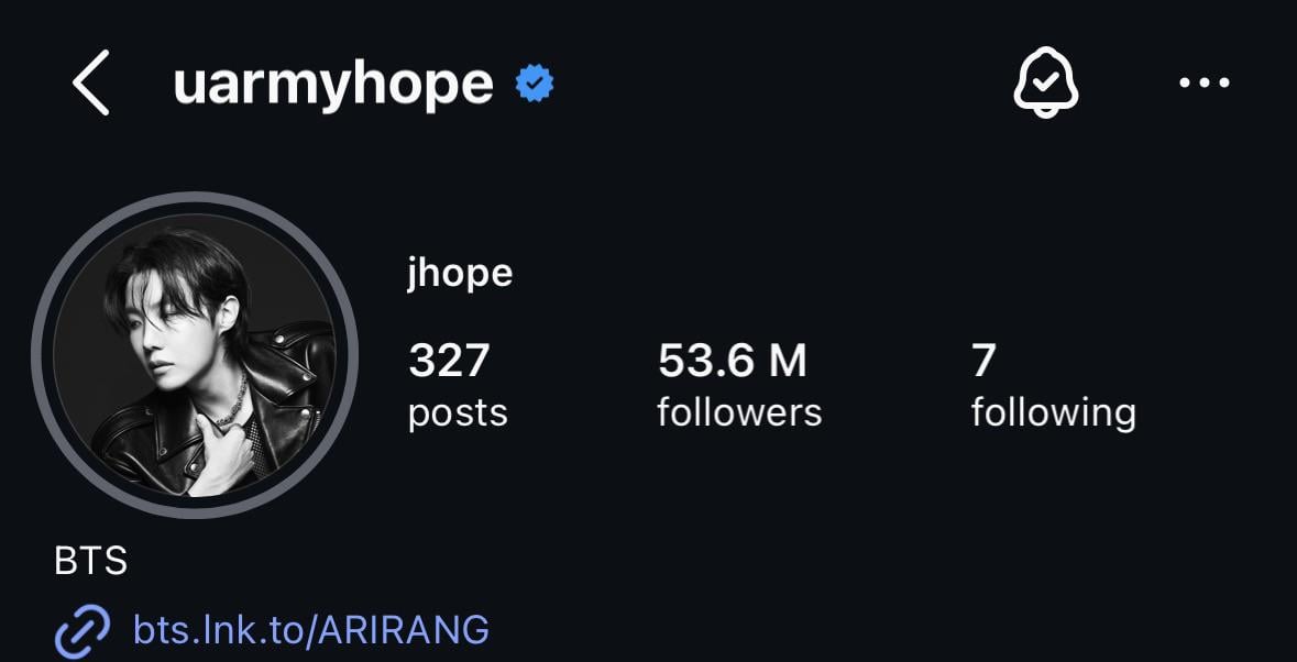Hobi updated his IG profile pic - 200326