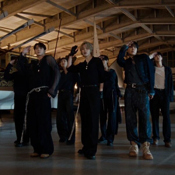 [Apple Music] BTS "SWIM" Performance Video - 230326