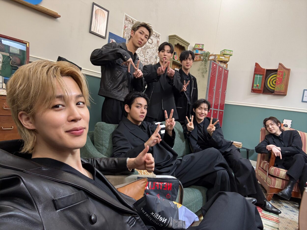 Netflix Brazil on Twitter (2) ft. BTS 210426