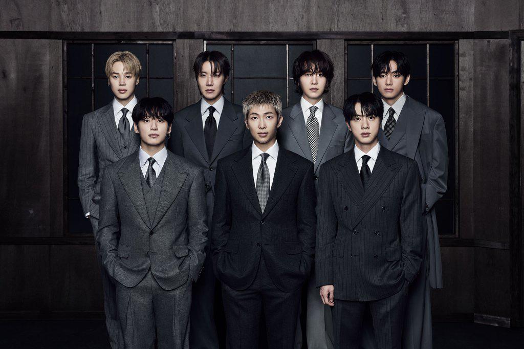 [Billboard] BTS’ ‘ARIRANG’ Scores Third Week at No. 1 on Billboard 200 - 130426