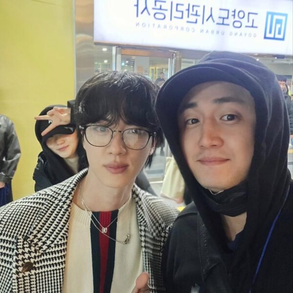 Jin’s brother IG Post with Jin - 110426