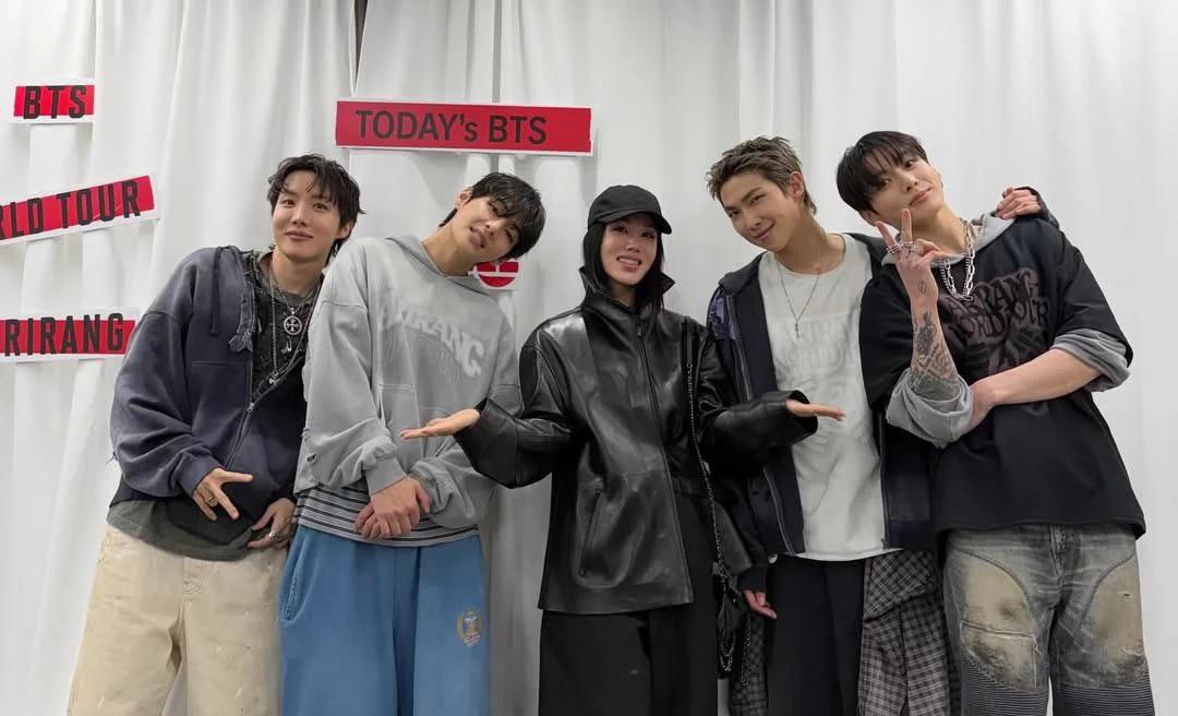 Actress/singer Uhm Jung Hwa IG Post with Hobi, Taehyung, Namjoon, and Jungkook - 140426