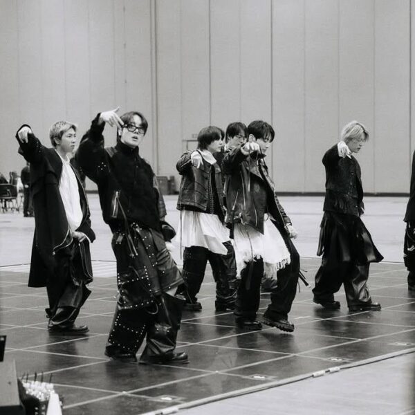 260422 Netflix Colombia on Instagram ft. BTS