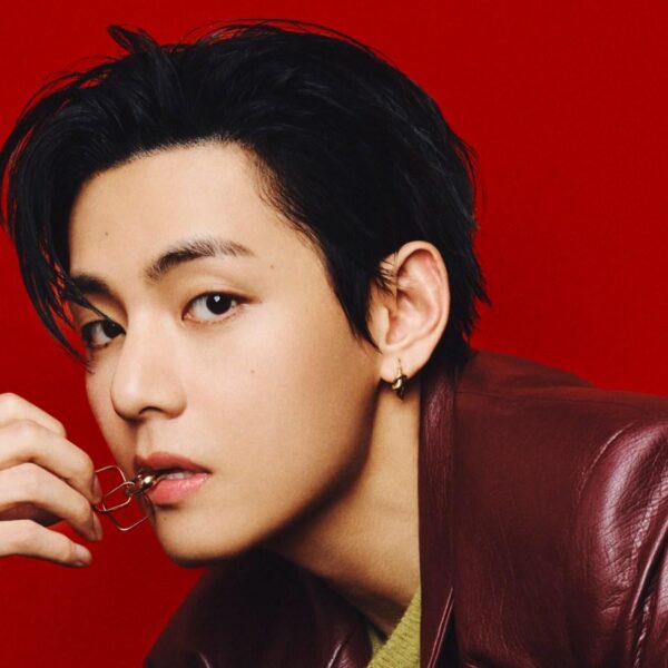 [Rolling Stone] V: 'I Gave My All to Create This Album' - 190426