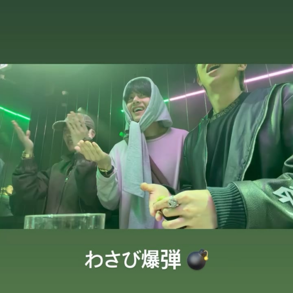 260416 V on Instagram