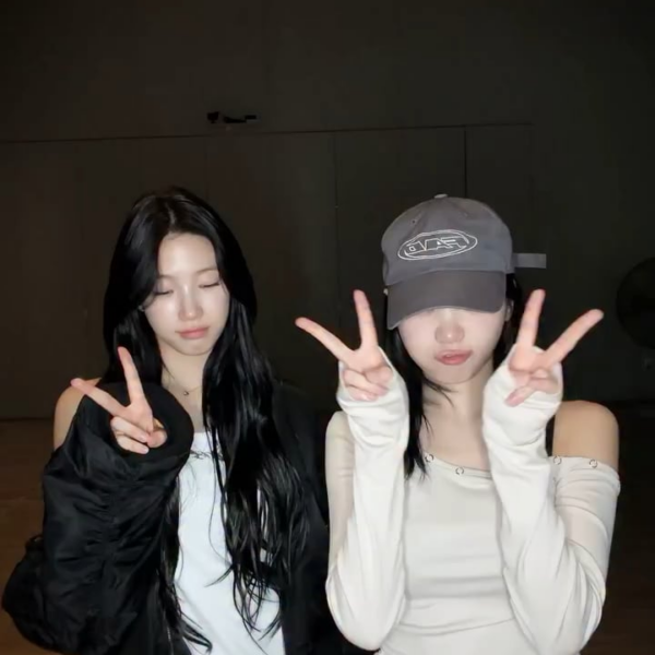 260406 LE SSERAFIM Chaewon and Kazuha on Instagram: ‘Hooligan’ Dance Challenge