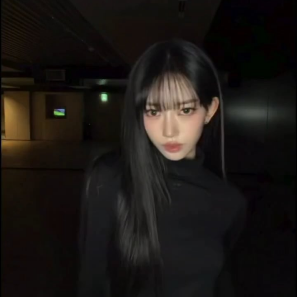 260411 MEOVV's Sooin on Instagram: 'Hooligan' Dance Challenge