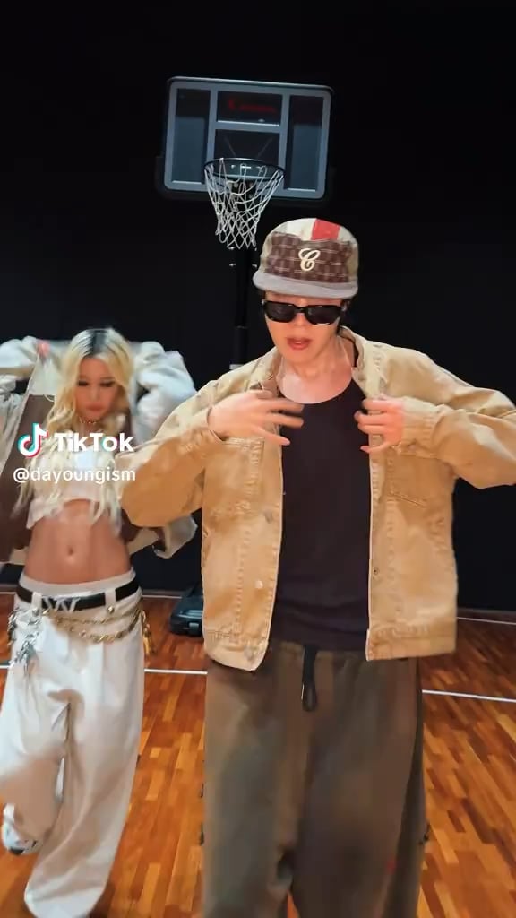 260416 Dayoung (WJSN) on TikTok ft. j-hope