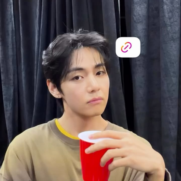 260429 V on Instagram