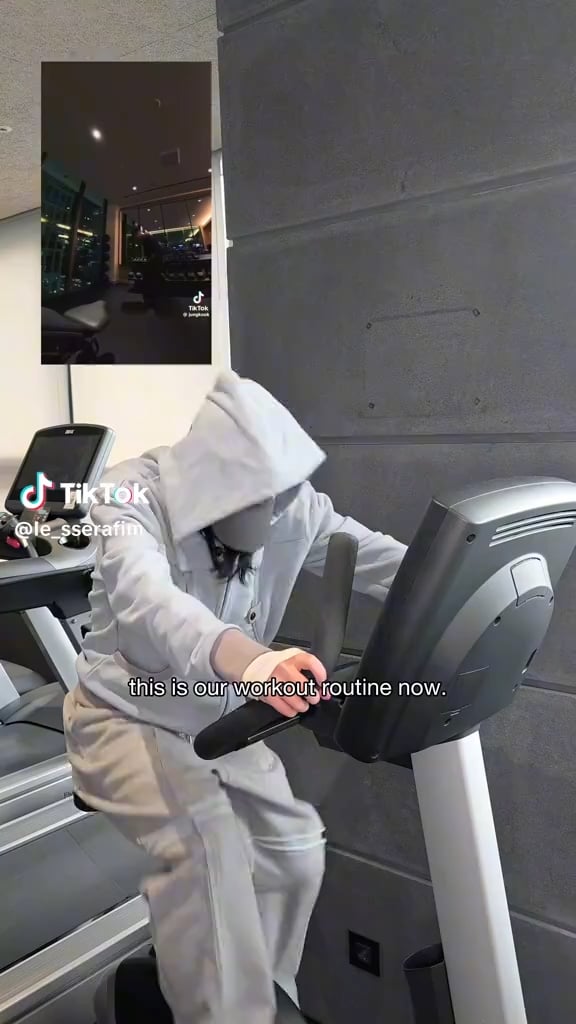 LE SSERAFIM TikTok (in response to Jungkook's video to 'CELEBRATION') - 290426