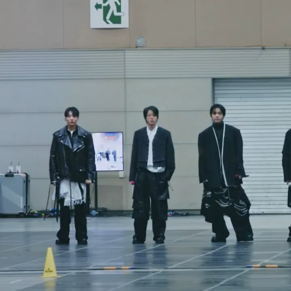 Netflix Twitter Post ft. BTS 130426