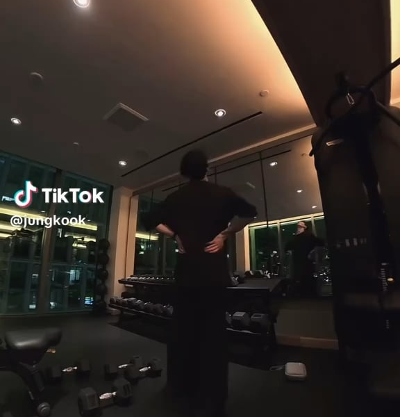 Jungkook TikTok Post 270426