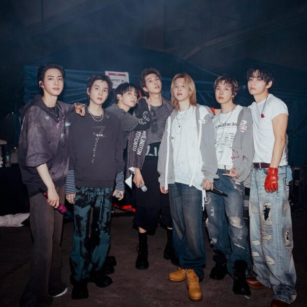 [BTS Official Twitter] Today’s Bangtan @ BTS ‘ARIRANG’ - Tampa Day 1 - 260426