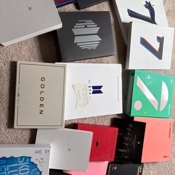 [WTS / Selling - US Only] Albums, Packages, Photobooks