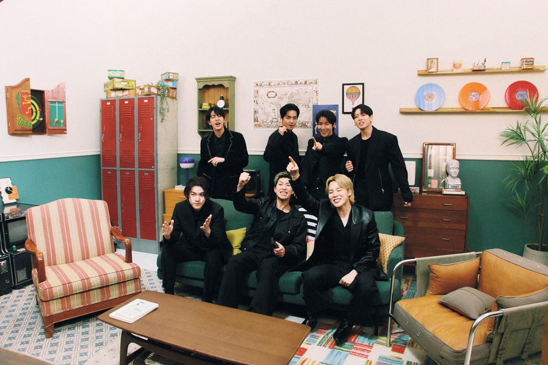 Netflix Japan Twitter feat. BTS - 210426