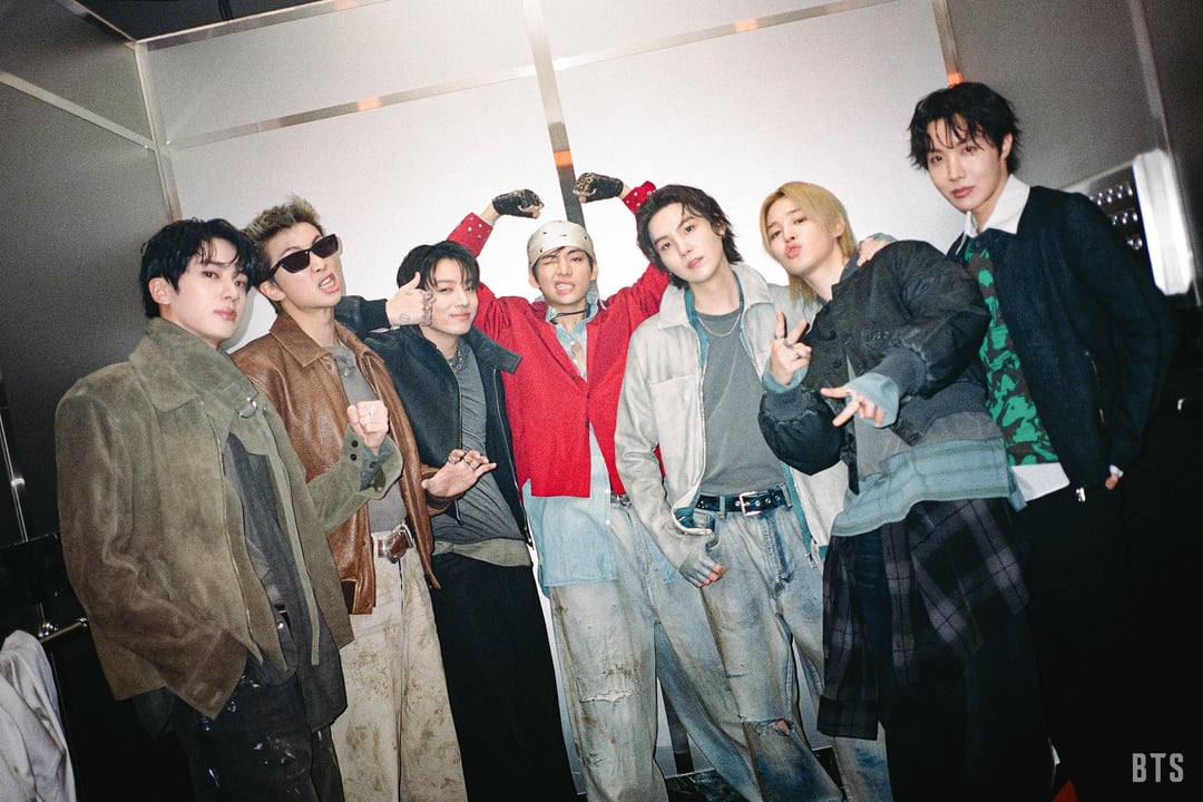 260404 Weverse: BTS ‘2.0’ MV Photo Sketch