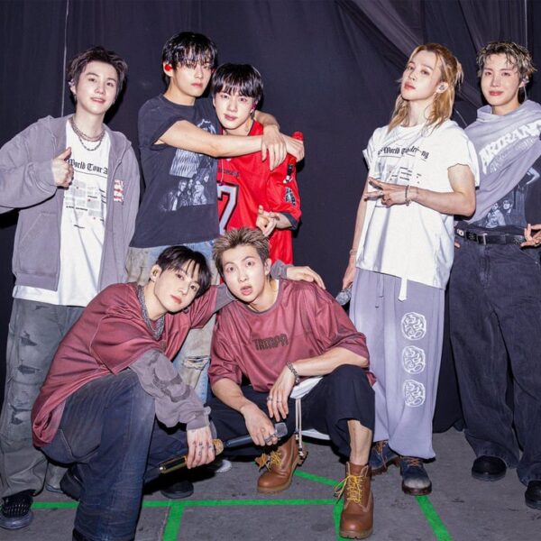 260427 BTS Official on Twitter: [Today’s Bangtan] BTS WORLD TOUR 'ARIRANG' IN TAMPA - Day 2