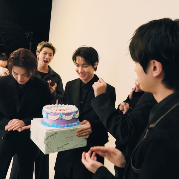 Netflix Philippines IG Post feat. BTS - 210426