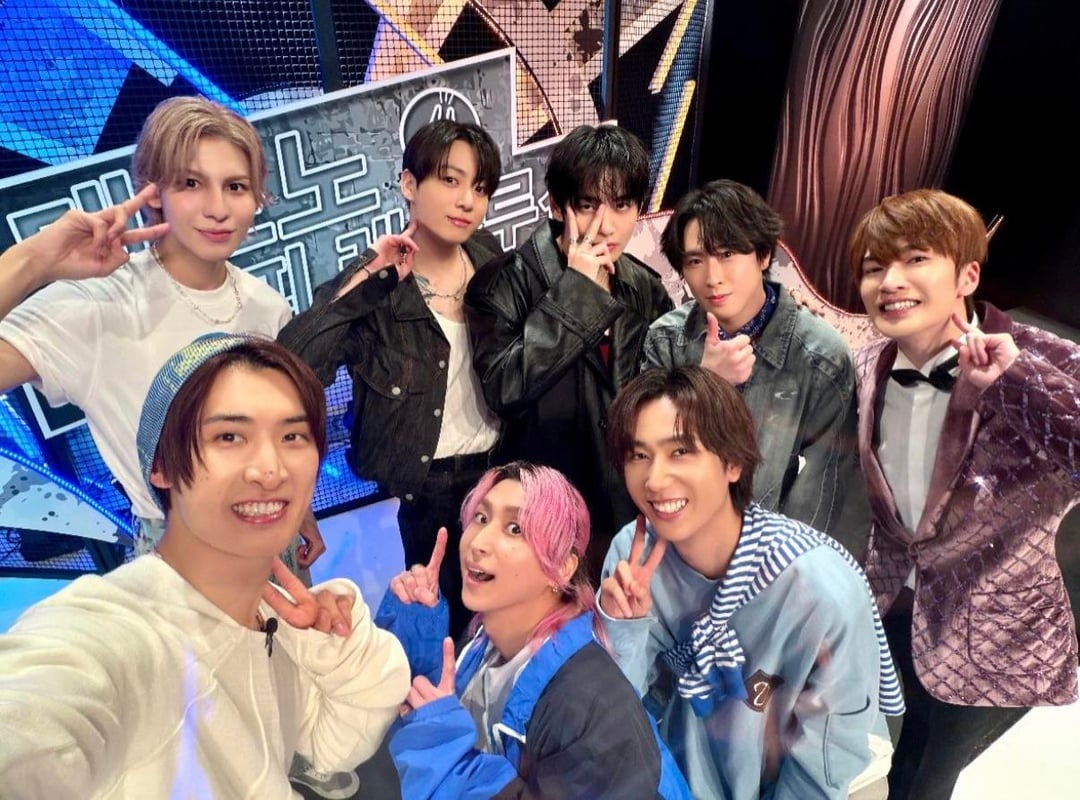 Snow Man IG Post with Taehyung & Jungkook - 170426