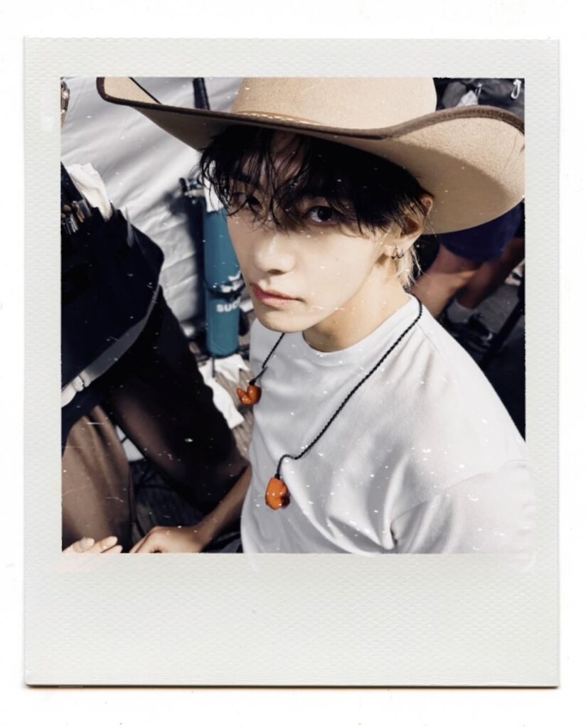 Taehyung IG Post 120526
