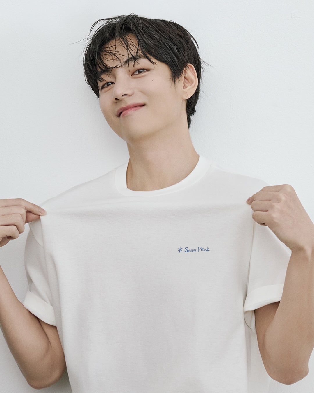 Snow Peak IG Post feat. Taehyung - 200526