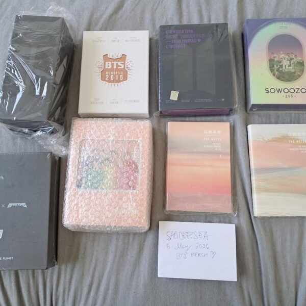 [WTS] [EU] Sealed Rare Merch (Muster, Army Bomb, BTS The Notes, DVDs)