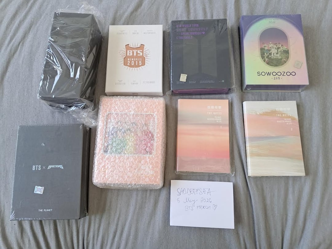 [WTS] [EU] Sealed Rare Merch (Muster, Army Bomb, BTS The Notes, DVDs)