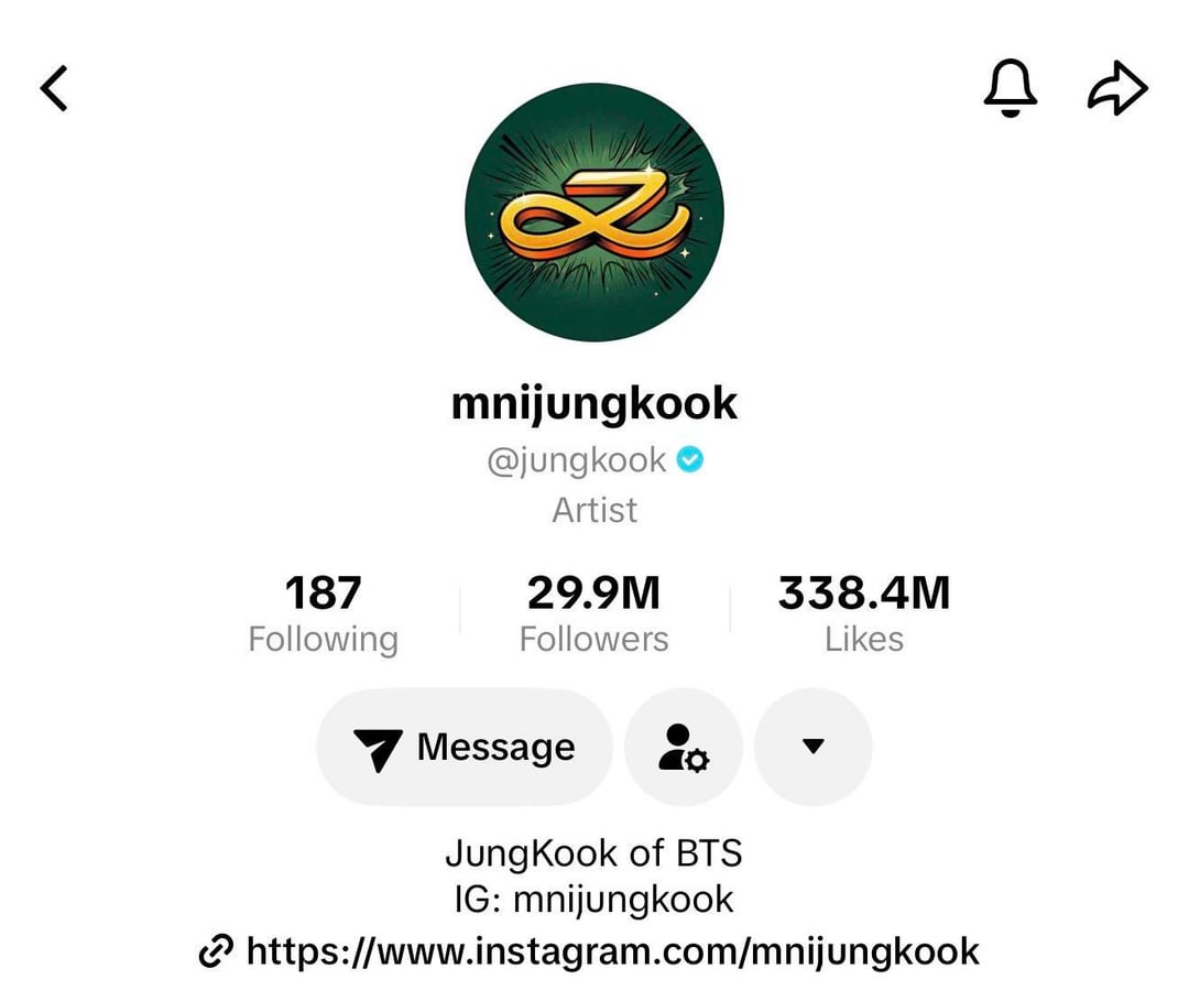 Jungkook updated his profile pics on TikTok & Instagram - 010526