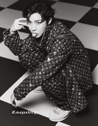 260518 Esquire Singapore: j-hope x Louis Vuitton for May 2026 issue pictorial (additional cuts & digital cover)