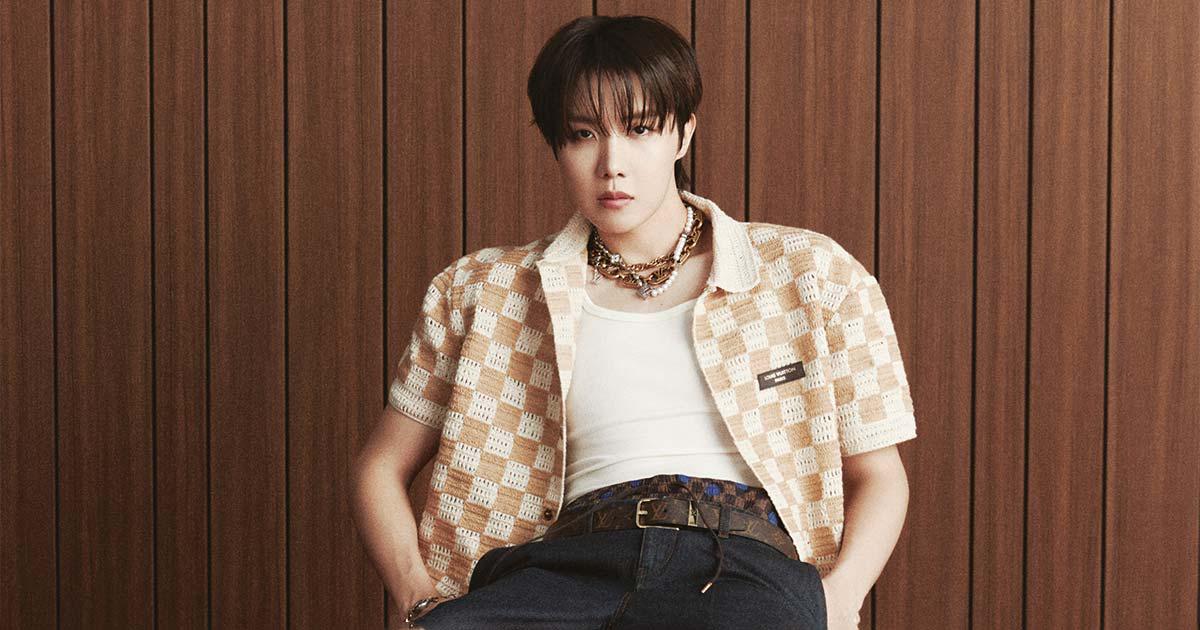 [Esquire Singapore] j-hope Is Still Your Sunshine - 180526