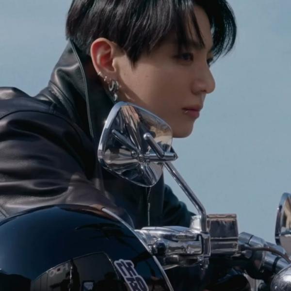ELLE USA on Instagram ft. Jungkook 190526