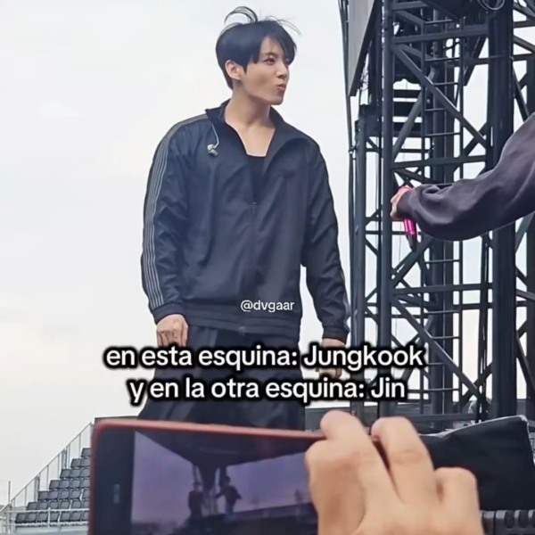 ARMY caught jinkook putting what they saw into practice - 100526