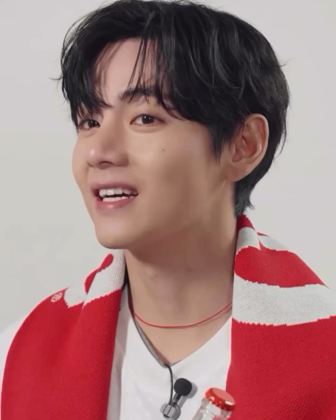 Coca Cola Hong Kong on Instagram ft. Taehyung (2) - 280526