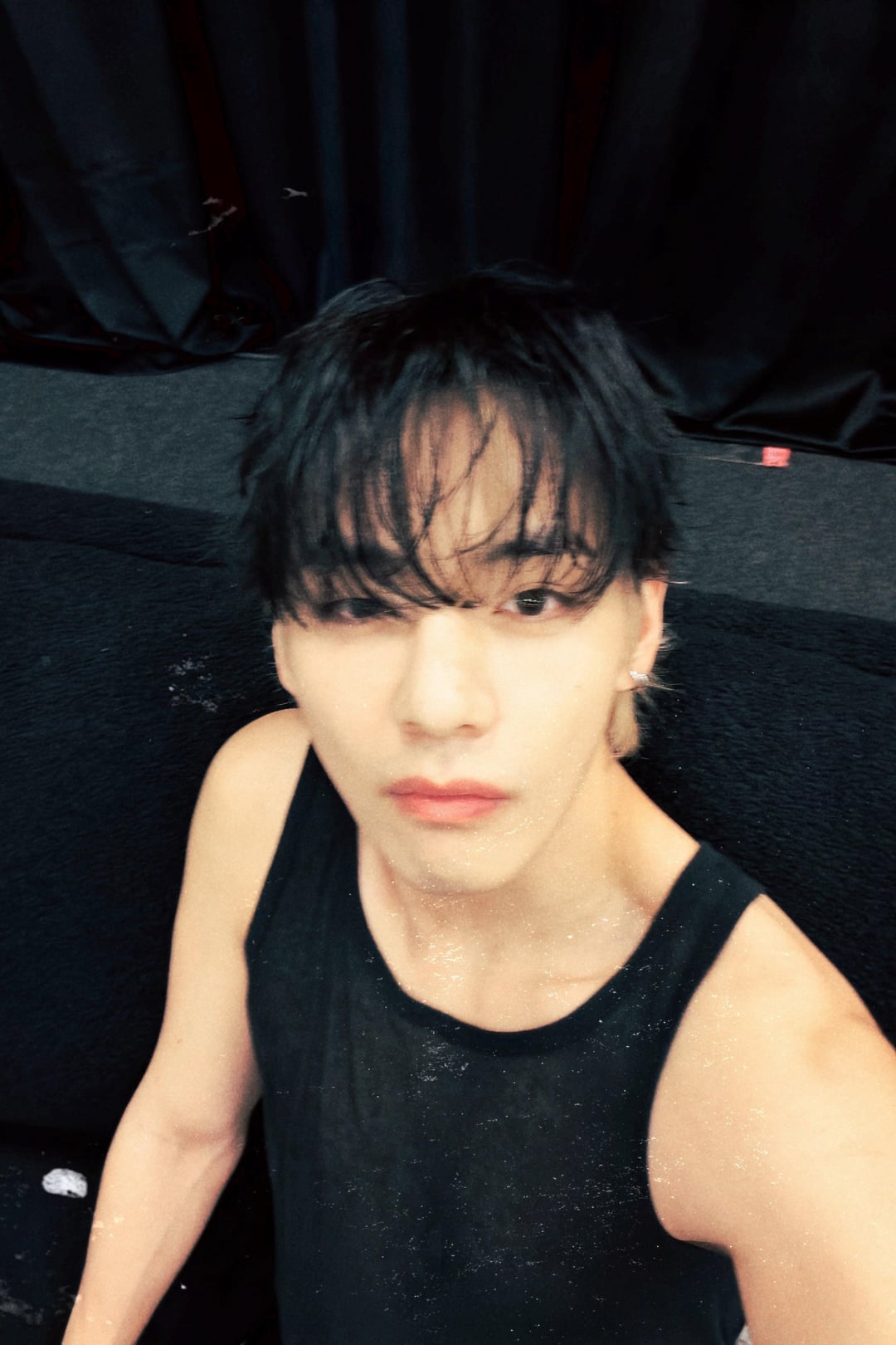 260513 V on Weverse