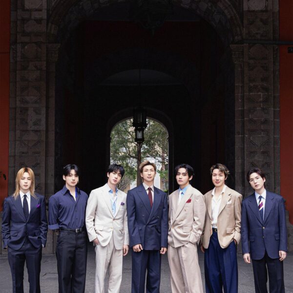 260507 BTS Official on Twitter @ BTS at Palacio Nacional