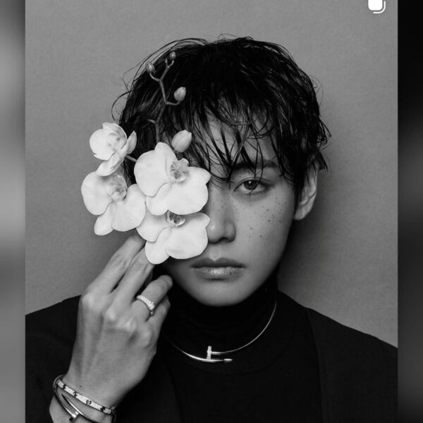 260503 V on Instagram