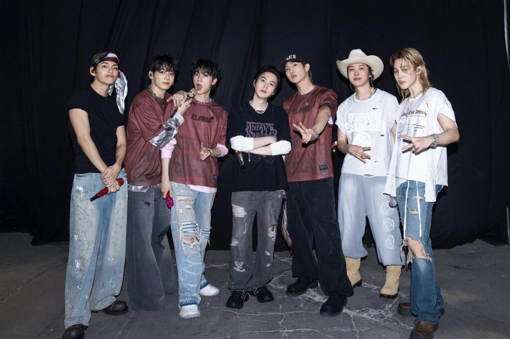 260504 BTS Official on Twitter: [Today’s Bangtan] BTS WORLD TOUR 'ARIRANG' IN EL PASO - Day 2