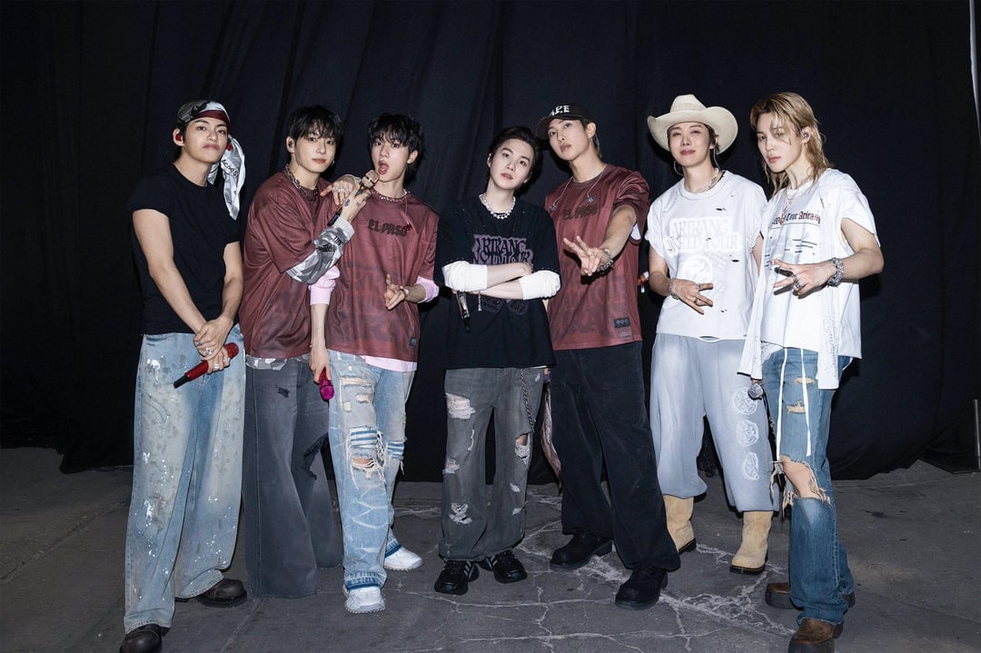 260504 BTS Official on Twitter: [Today’s Bangtan] BTS WORLD TOUR 'ARIRANG' IN EL PASO - Day 2