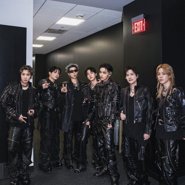 BTS Official on Twitter [Today’s Bangtan] BTS 'ARIRANG' IN LAS VEGAS - Day 2 - 250526