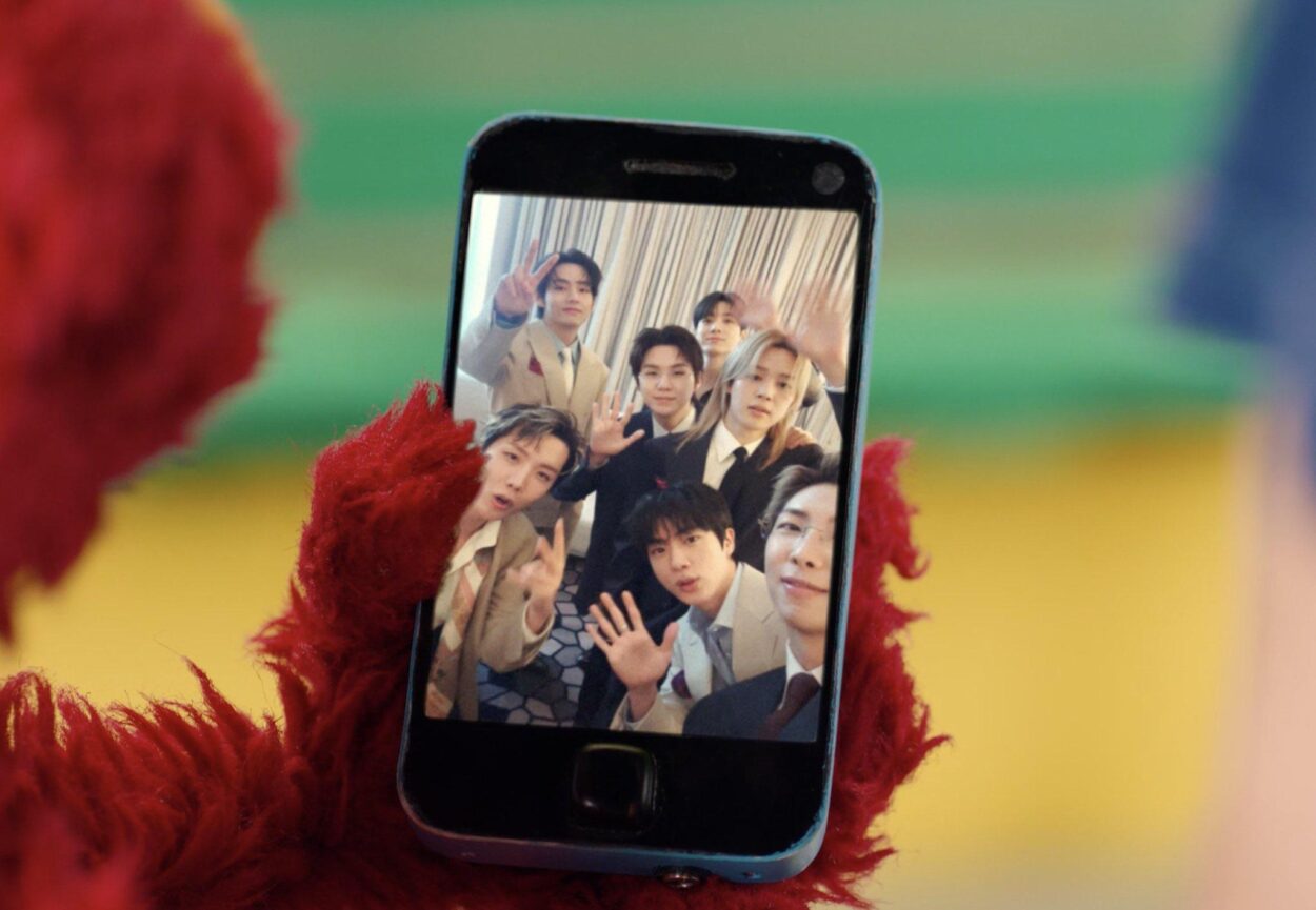Elmo Twitter with BTS 150526