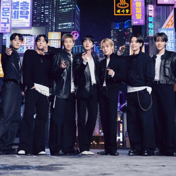Oreo Japan Twitter feat. BTS - 270526