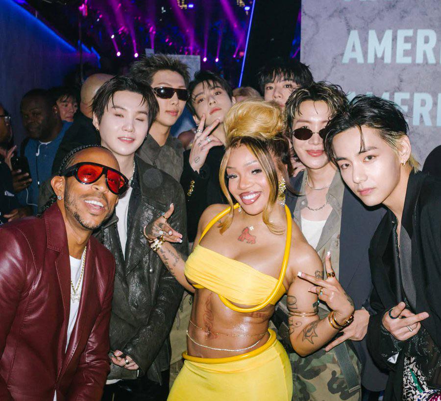 GloRilla Twitter with BTS - 270526